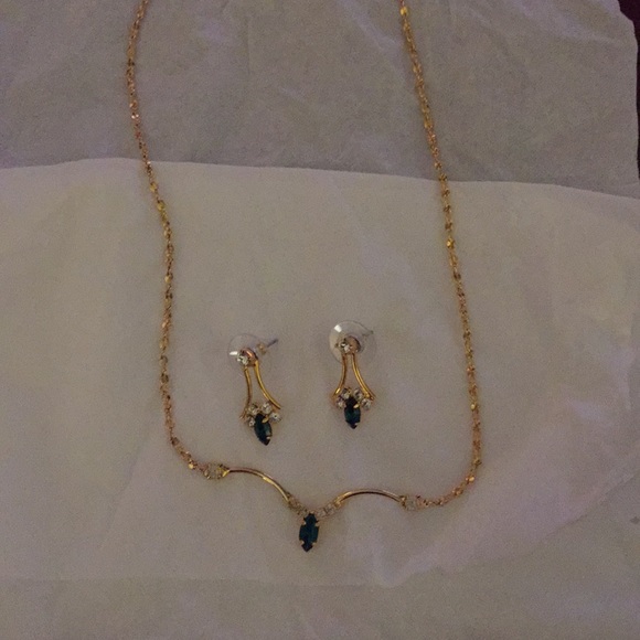 Napier necklace and pierced earrings. 🌷🌷🌸🌸🌸 - Picture 3 of 3